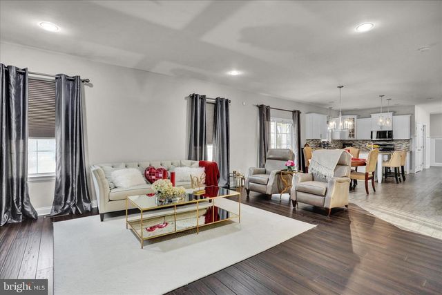 51 EDINBORO LN, Reading, PA 19605