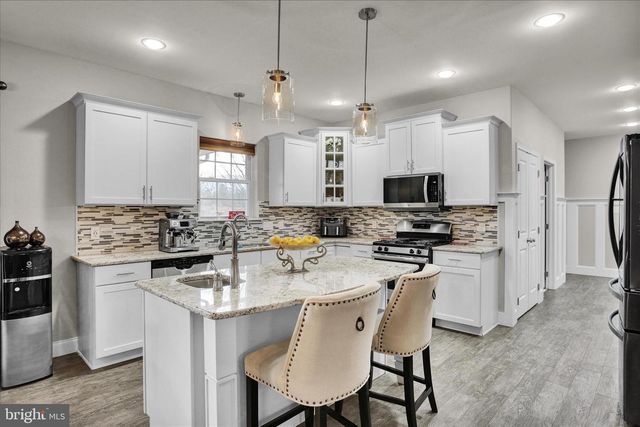 51 EDINBORO LN, Reading, PA 19605