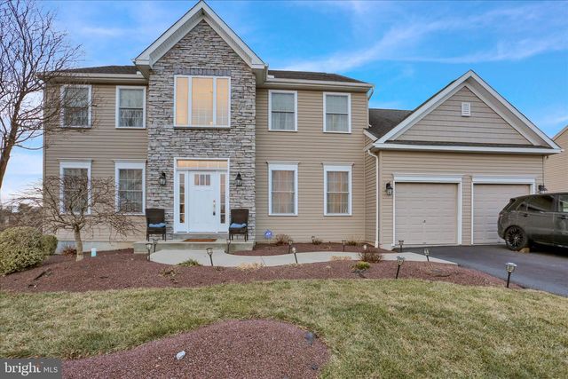 51 EDINBORO LN, Reading, PA 19605