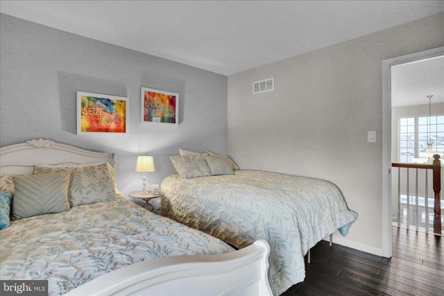 51 EDINBORO LN, Reading, PA 19605