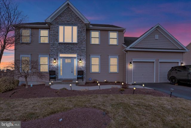 51 EDINBORO LN, Reading, PA 19605