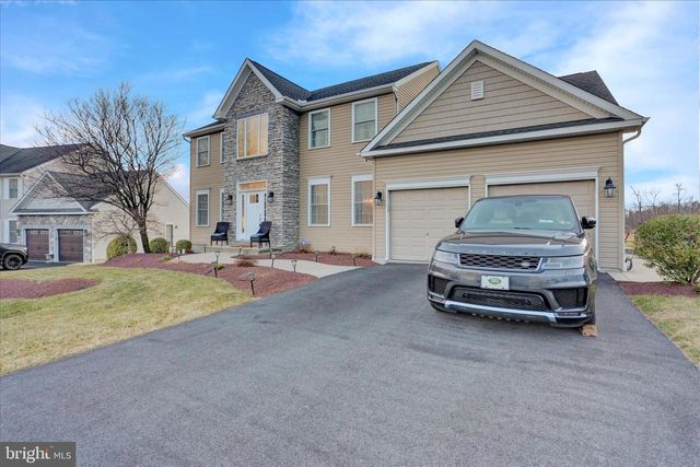 51 EDINBORO LN, Reading, PA 19605