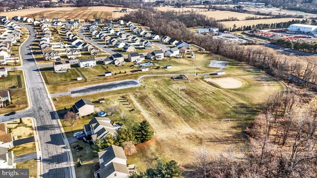 51 EDINBORO LN, Reading, PA 19605