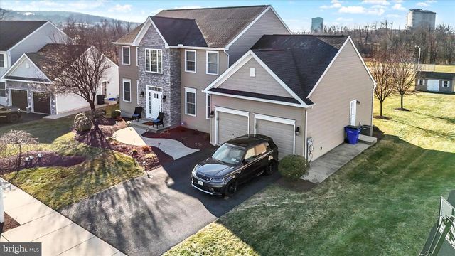 51 EDINBORO LN, Reading, PA 19605