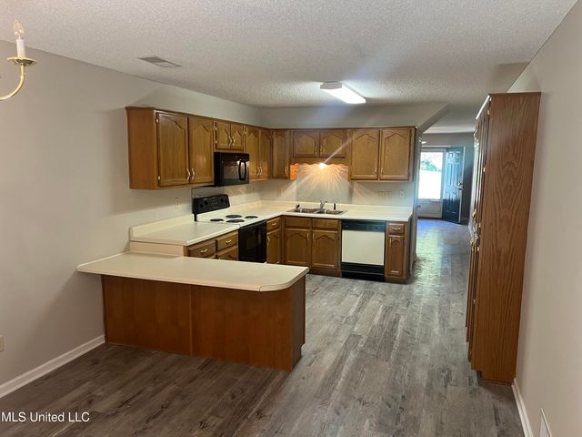 6714 Beaumont Circle, Southaven, MS 38671