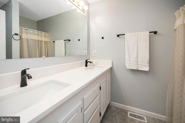115 PARLIAMENT ST, Locust Grove, VA 22508