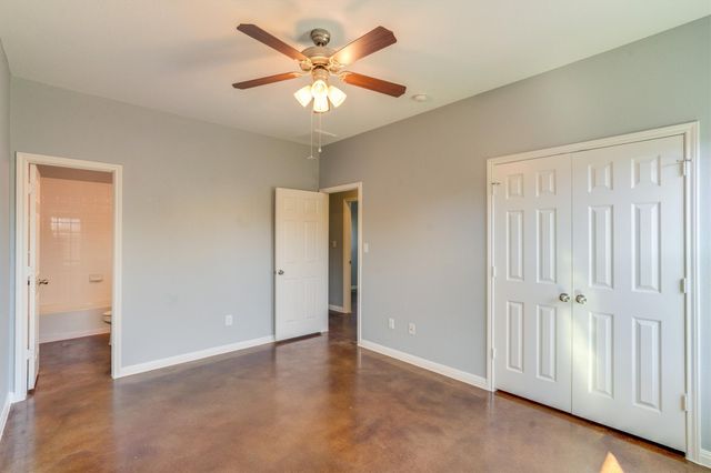 4525 Senda LN, Austin, TX 78725