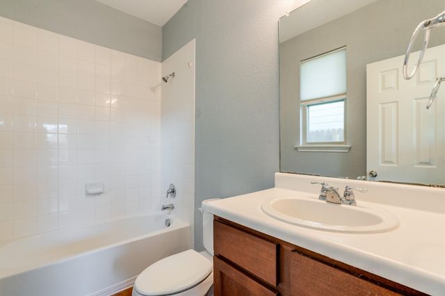 4525 Senda LN, Austin, TX 78725