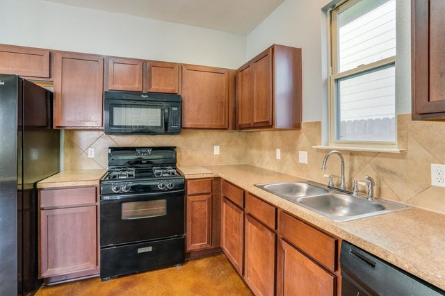 4525 Senda LN, Austin, TX 78725