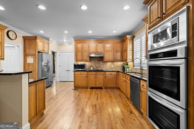 321 River Green Avenue, Canton, GA 30114