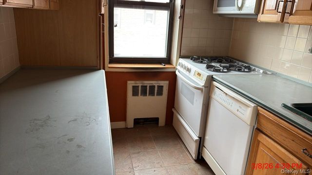 640 Pelham Road 6F, New Rochelle, NY 10805