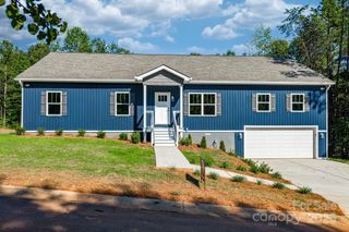138 Cascades Drive, Hickory, NC 28601
