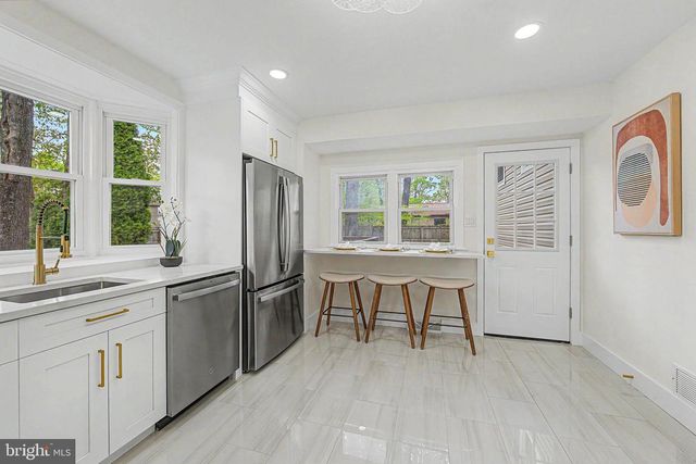 235 TERRY LN, Egg Harbor City, NJ 08215