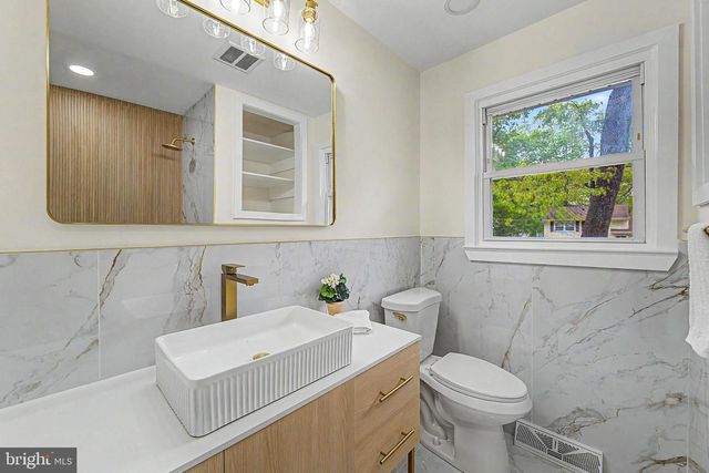 235 TERRY LN, Egg Harbor City, NJ 08215