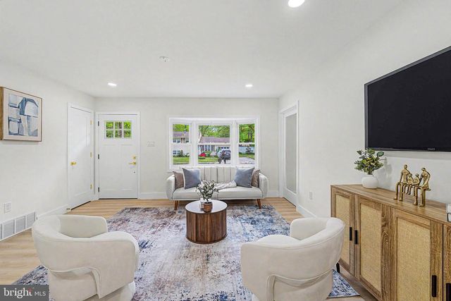 235 TERRY LN, Egg Harbor City, NJ 08215