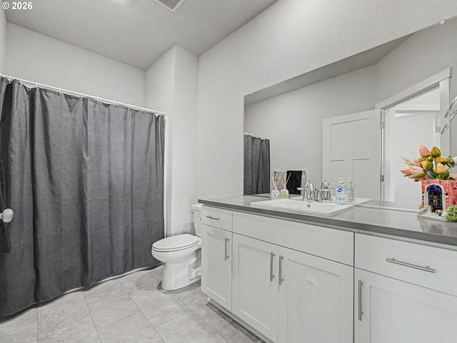 37501 STEELHEAD St, Sandy, OR 97055