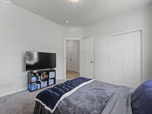 37501 STEELHEAD St, Sandy, OR 97055