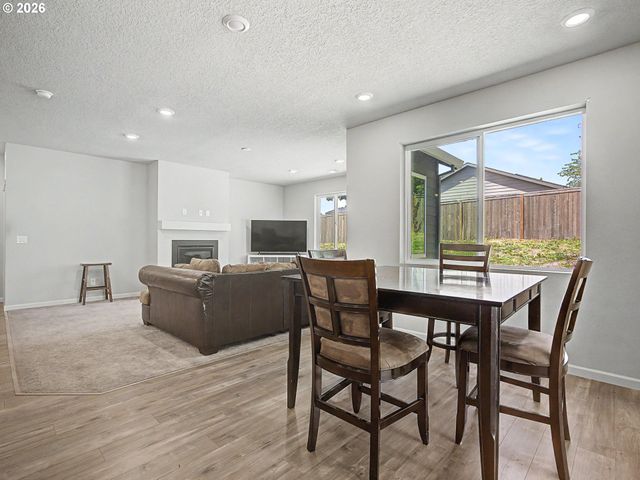 37501 STEELHEAD St, Sandy, OR 97055