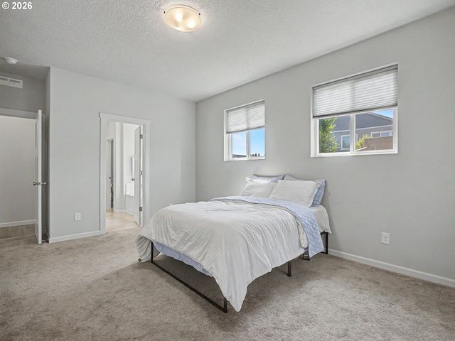 37501 STEELHEAD St, Sandy, OR 97055