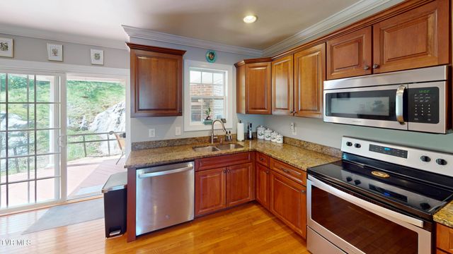 93 Bridgewater Court 93, Johnson City, TN 37615