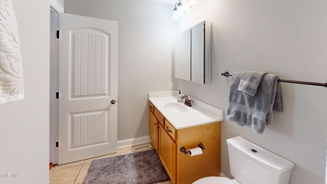 93 Bridgewater Court 93, Johnson City, TN 37615