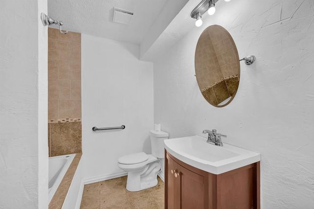101 Stonewood Drive, Noble, OK 73068