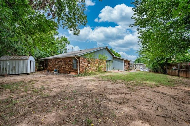 101 Stonewood Drive, Noble, OK 73068