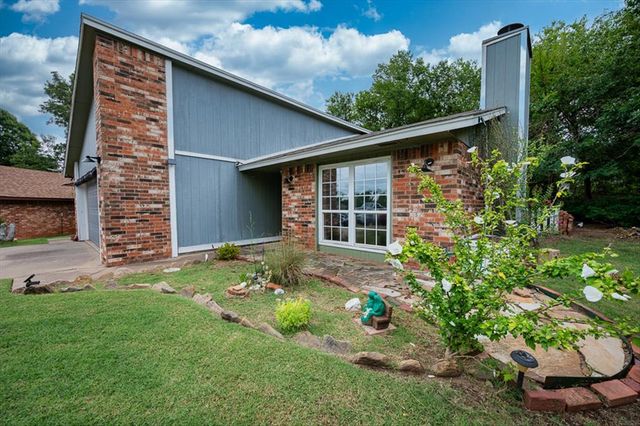 101 Stonewood Drive, Noble, OK 73068