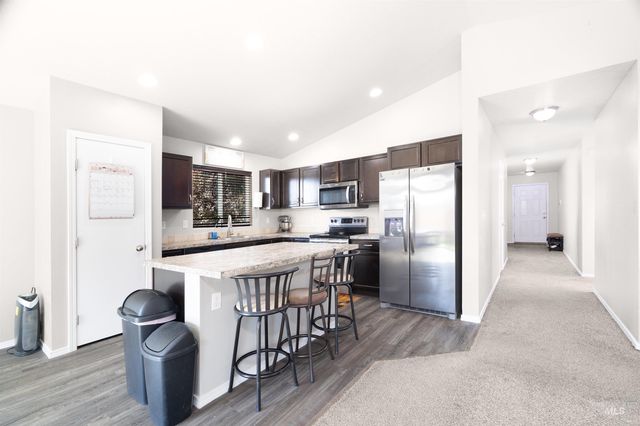 11761 Penobscot St, Caldwell, ID 83605
