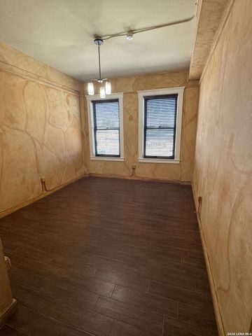 601 N Alamo St Apt 203, San Antonio, TX 78215