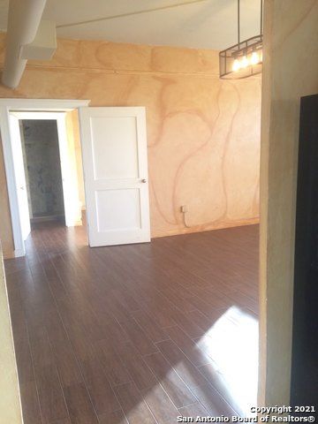 601 N Alamo St Apt 203, San Antonio, TX 78215