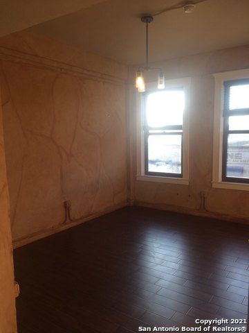 601 N Alamo St Apt 203, San Antonio, TX 78215