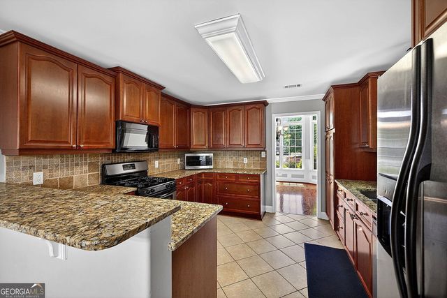 1710 SOUTH GORDON Road, Austell, GA 30168