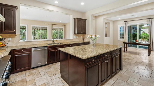 7375 Elk Run Way, Moorpark, CA 93021