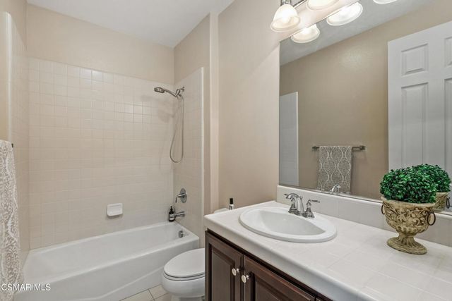 7375 Elk Run Way, Moorpark, CA 93021