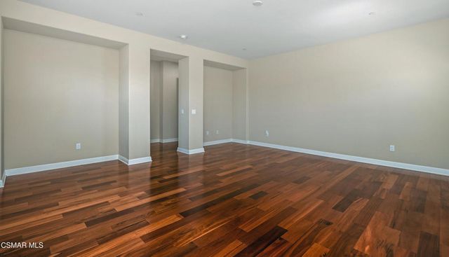 7375 Elk Run Way, Moorpark, CA 93021