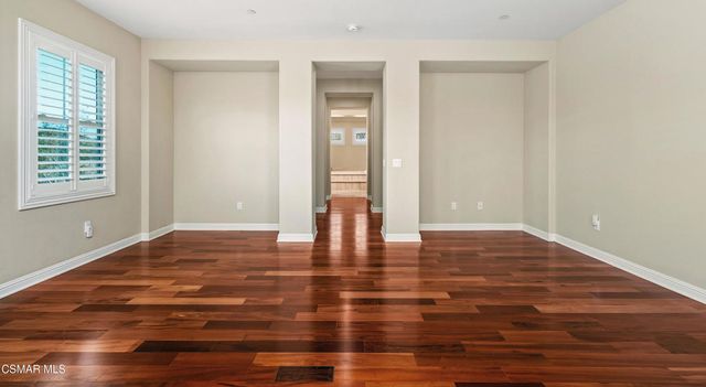 7375 Elk Run Way, Moorpark, CA 93021