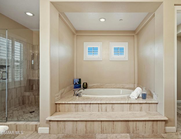 7375 Elk Run Way, Moorpark, CA 93021