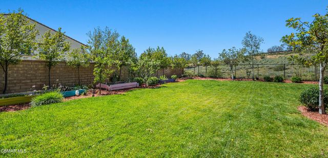 7375 Elk Run Way, Moorpark, CA 93021