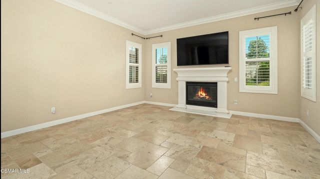 7375 Elk Run Way, Moorpark, CA 93021