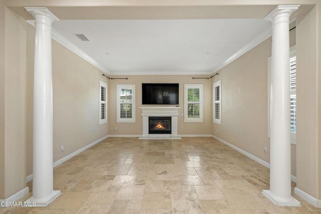 7375 Elk Run Way, Moorpark, CA 93021