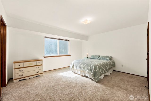 17225 90th Avenue E, Puyallup, WA 98375