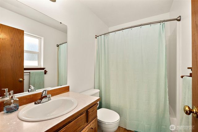 17225 90th Avenue E, Puyallup, WA 98375