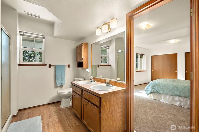 17225 90th Avenue E, Puyallup, WA 98375