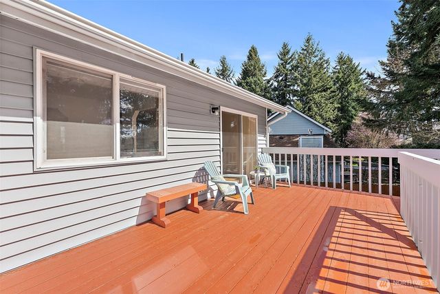 17225 90th Avenue E, Puyallup, WA 98375