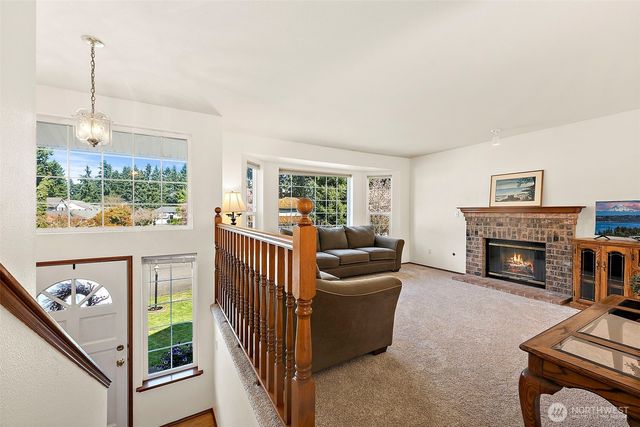 17225 90th Avenue E, Puyallup, WA 98375