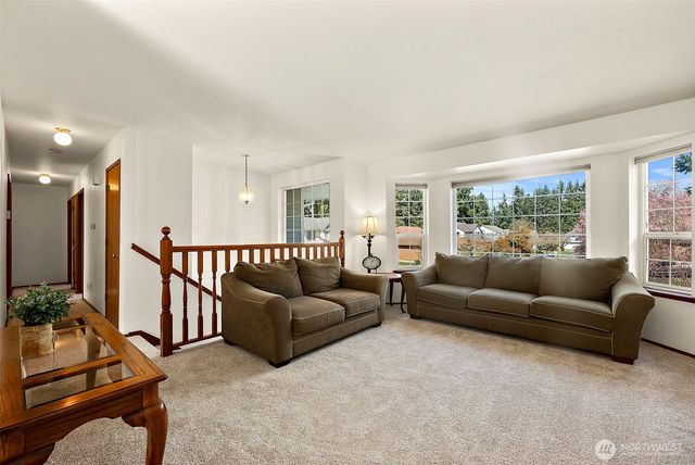 17225 90th Avenue E, Puyallup, WA 98375