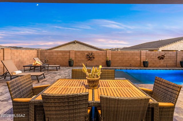 12764 E Tortoise Pointe Place, Vail, AZ 85641