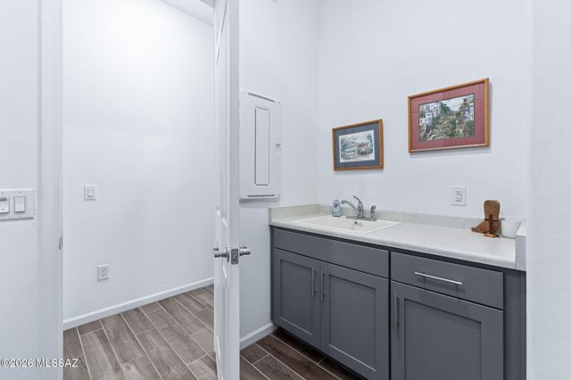 12764 E Tortoise Pointe Place, Vail, AZ 85641