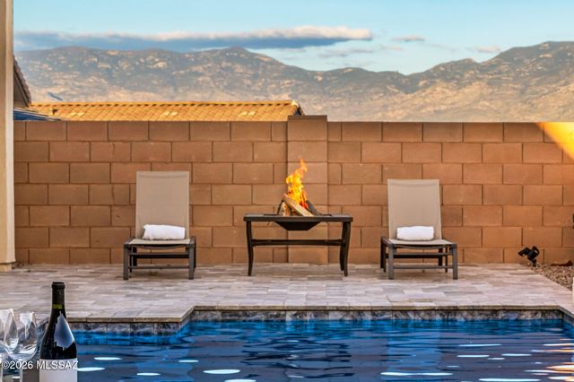 12764 E Tortoise Pointe Place, Vail, AZ 85641